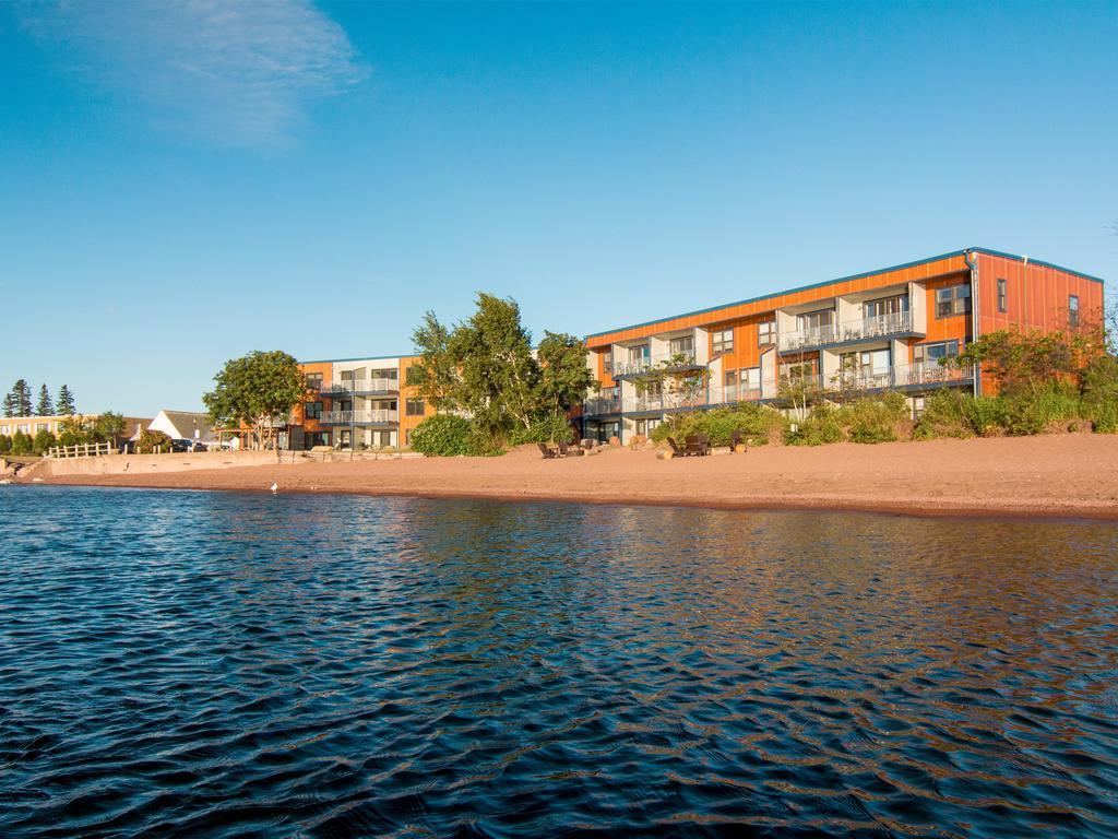 East Bay Suites Grand Marais Exterior photo